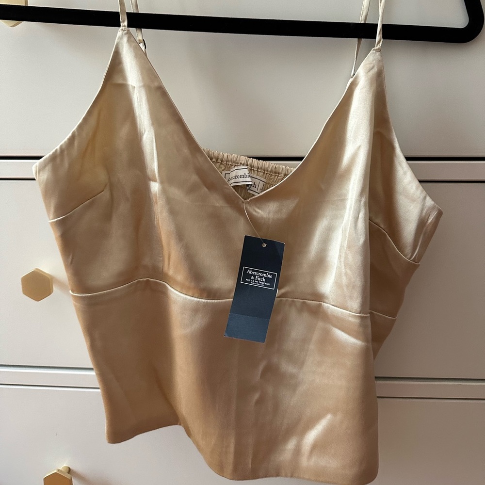 Abercrombie & Fitch Satin top